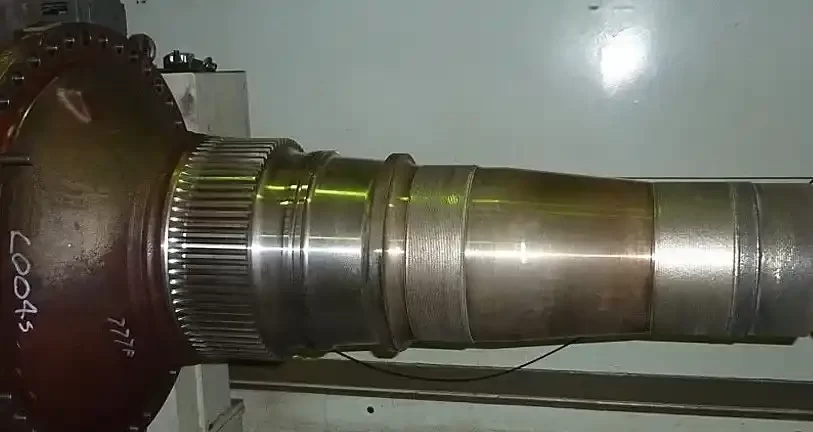 Spindle Caterpillar FInal Drive shaft precise machine crankshaft Maintenance is engine block is adalah Perbaikan Alat berat SSC Works Maintenance adalah