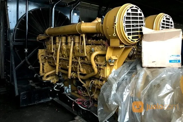 Equipment Adalah Genset caterpillar Engine adalah FInal Drive shaft precise machine crankshaft Maintenance is engine block is adalah Perbaikan Alat berat SSC Works Maintenance adalah